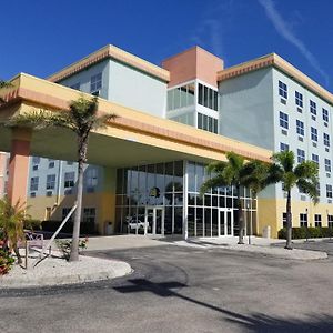 Allure Suites Of Fort Myers
